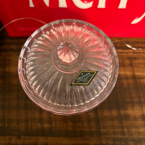 Crystal biscuit box - Picture 8 of 9